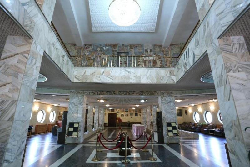 Дом Писателей Цахкадзора Hotel Luaran gambar