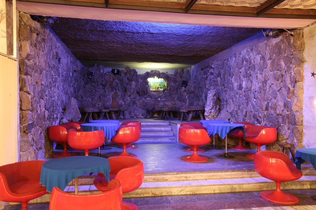 Дом Писателей Цахкадзора Hotel Luaran gambar