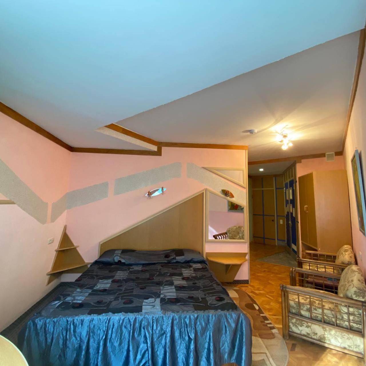 Дом Писателей Цахкадзора Hotel Luaran gambar